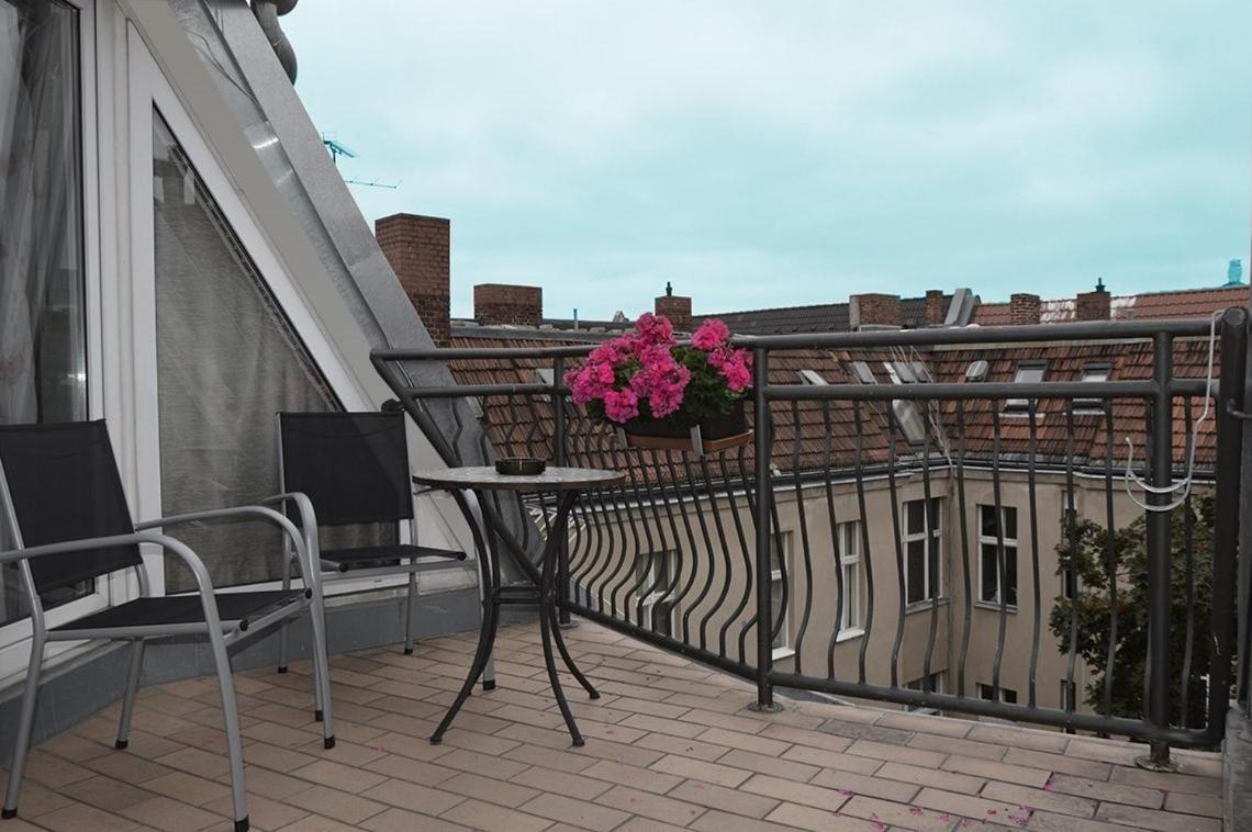 Hotel Pension Bella Berlin Exteriör bild