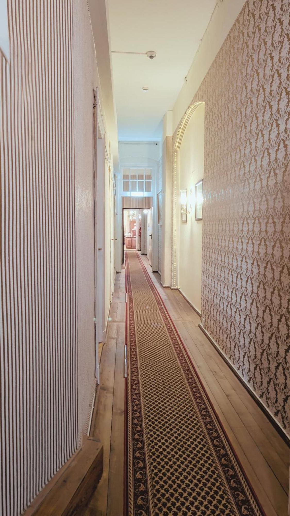 Hotel Pension Bella Berlin Exteriör bild