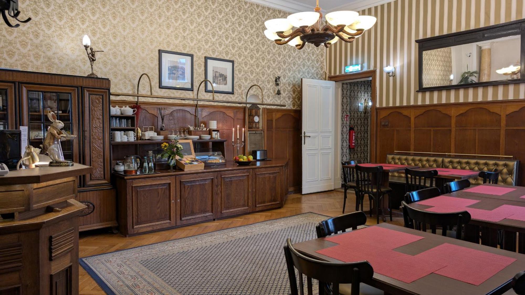 Hotel Pension Bella Berlin Exteriör bild