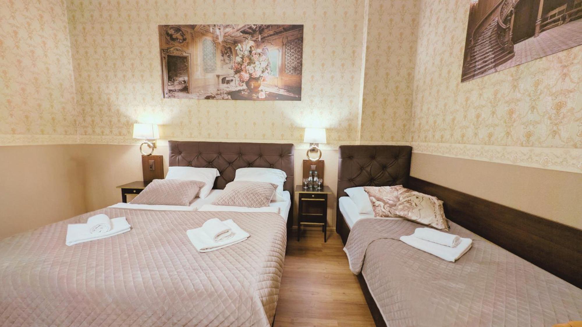 Hotel Pension Bella Berlin Exteriör bild