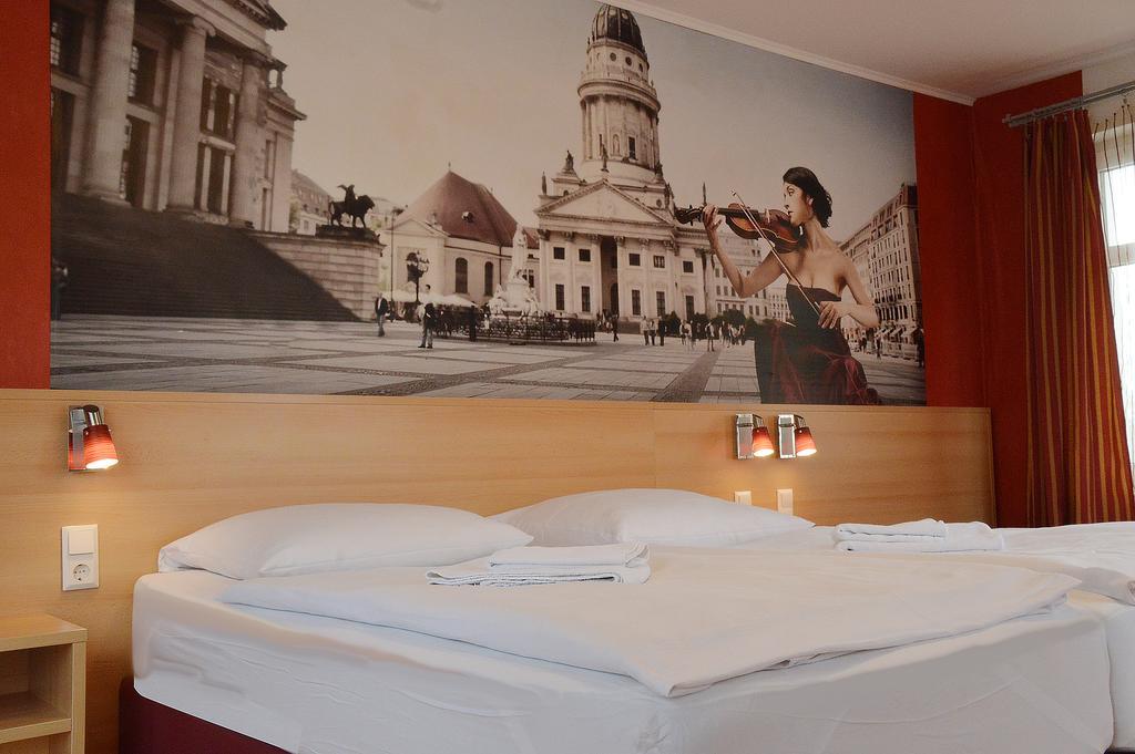 Hotel Pension Bella Berlin Exteriör bild